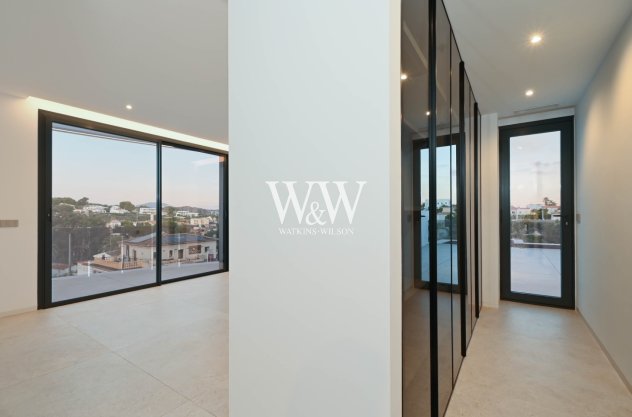 Verkoop - Villa -
Benissa