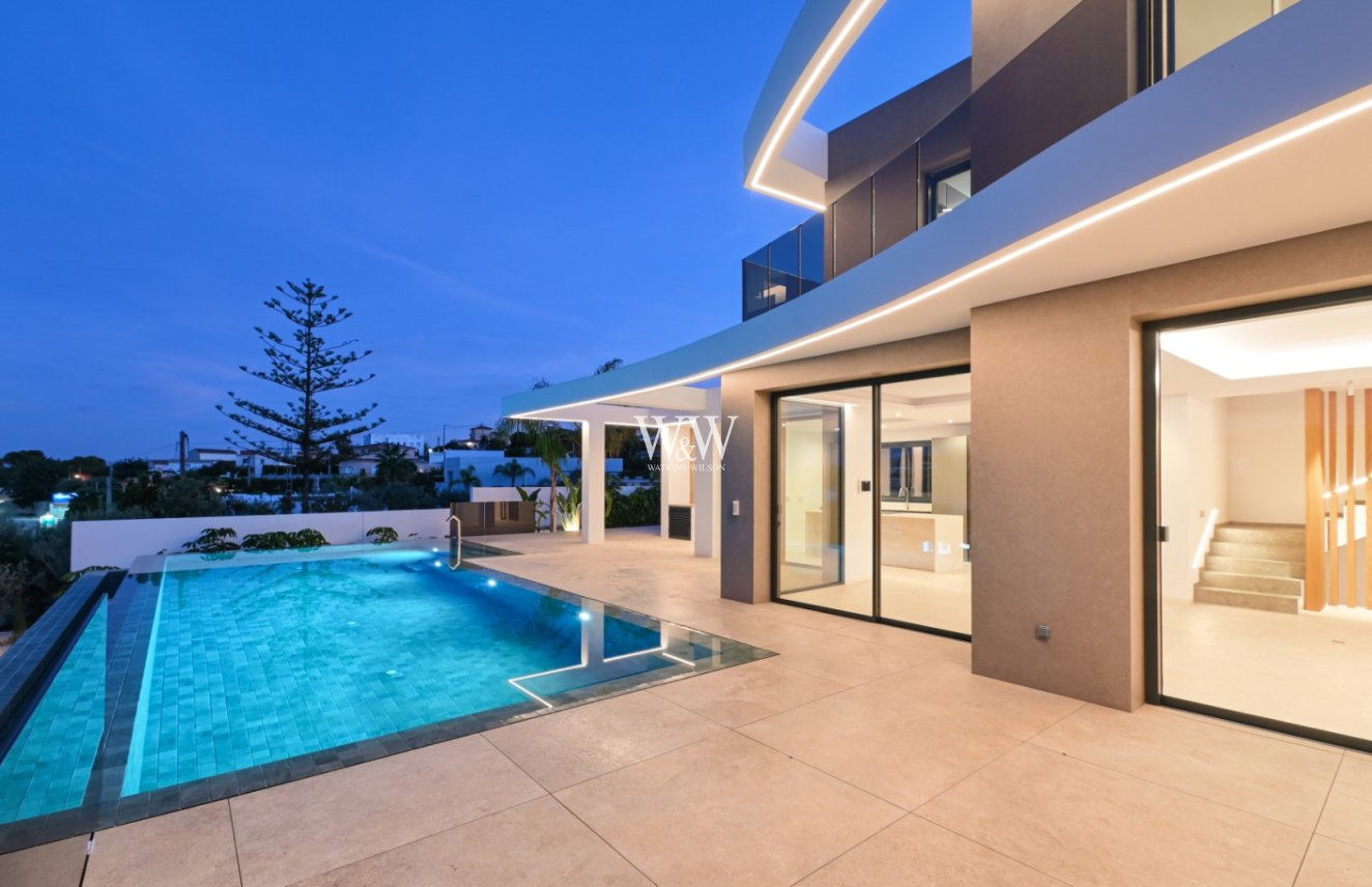 Verkoop - Villa -
Benissa