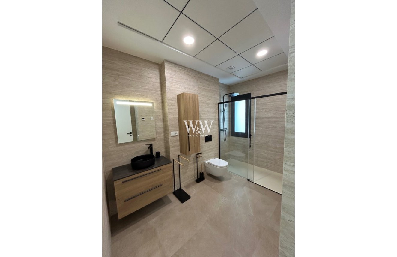 Resale - Villa -
Benissa - La Fustera