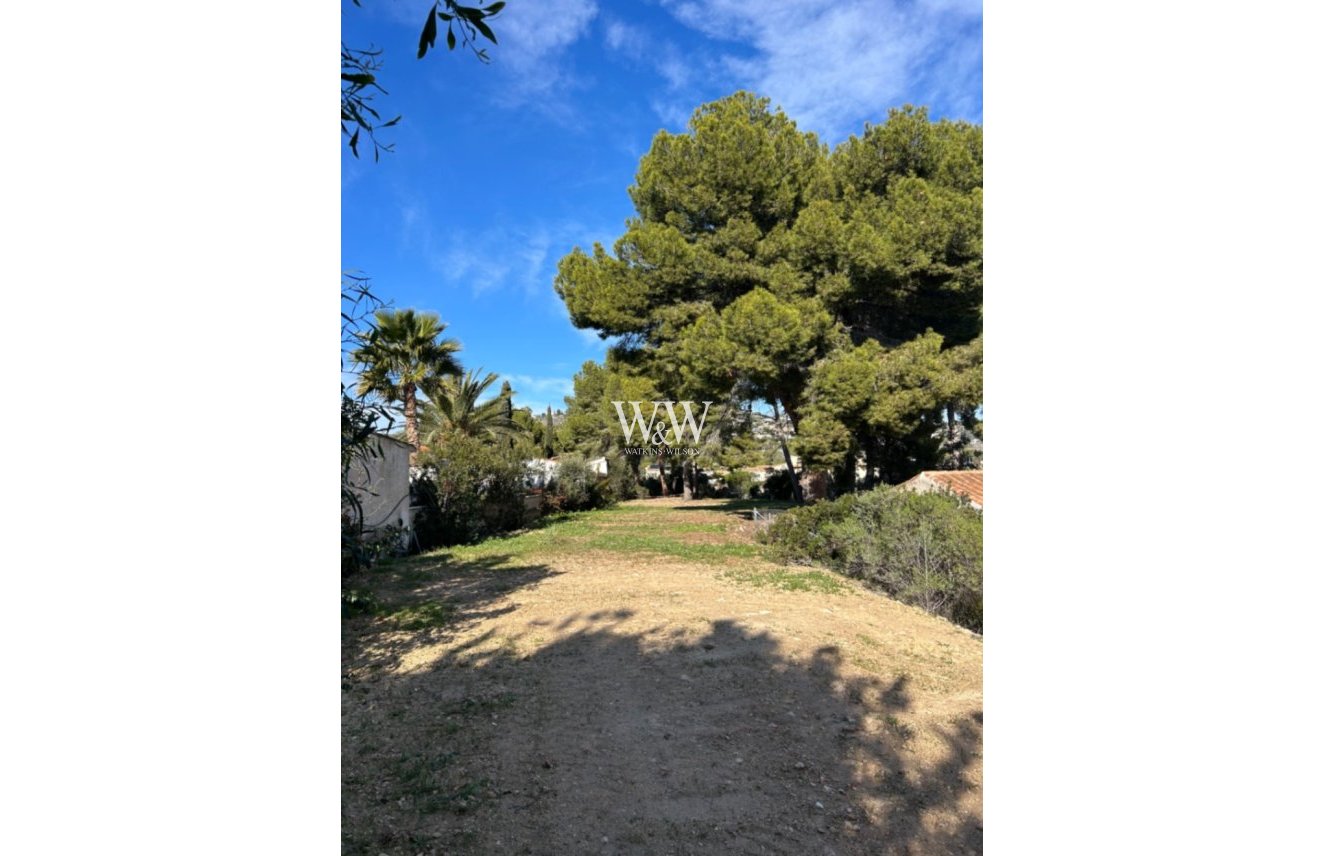 Resale - Villa -
Benissa - La Fustera