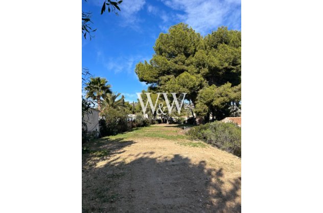 Resale - Villa -
Benissa - La Fustera