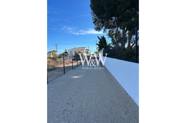 Resale - Villa -
Benissa - La Fustera