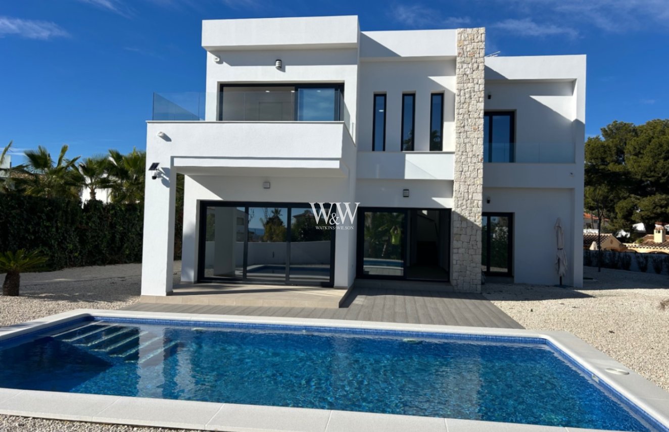 Resale - Villa -
Benissa - La Fustera