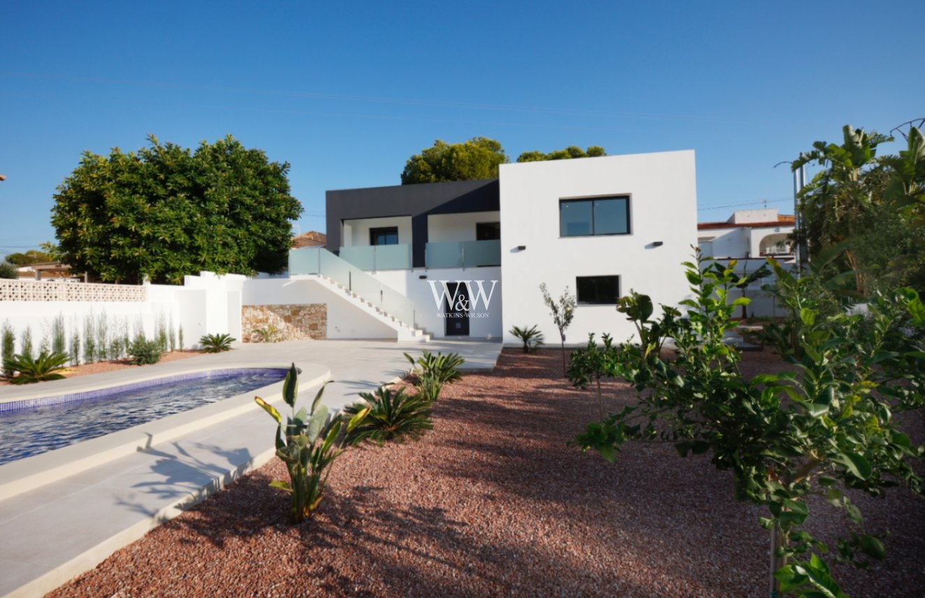 Reventa - Villa -
Calpe - Los Pinos