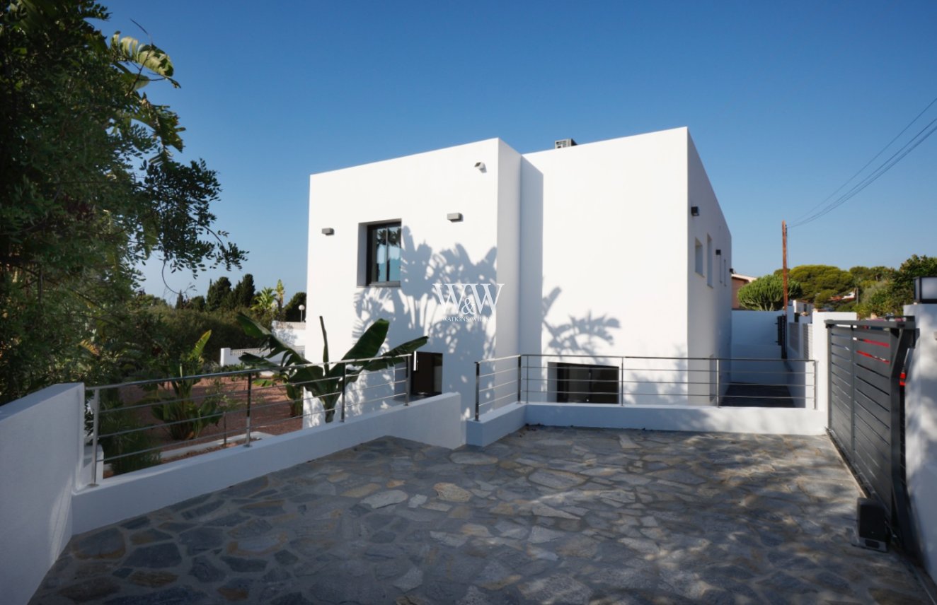 Reventa - Villa -
Calpe - Los Pinos