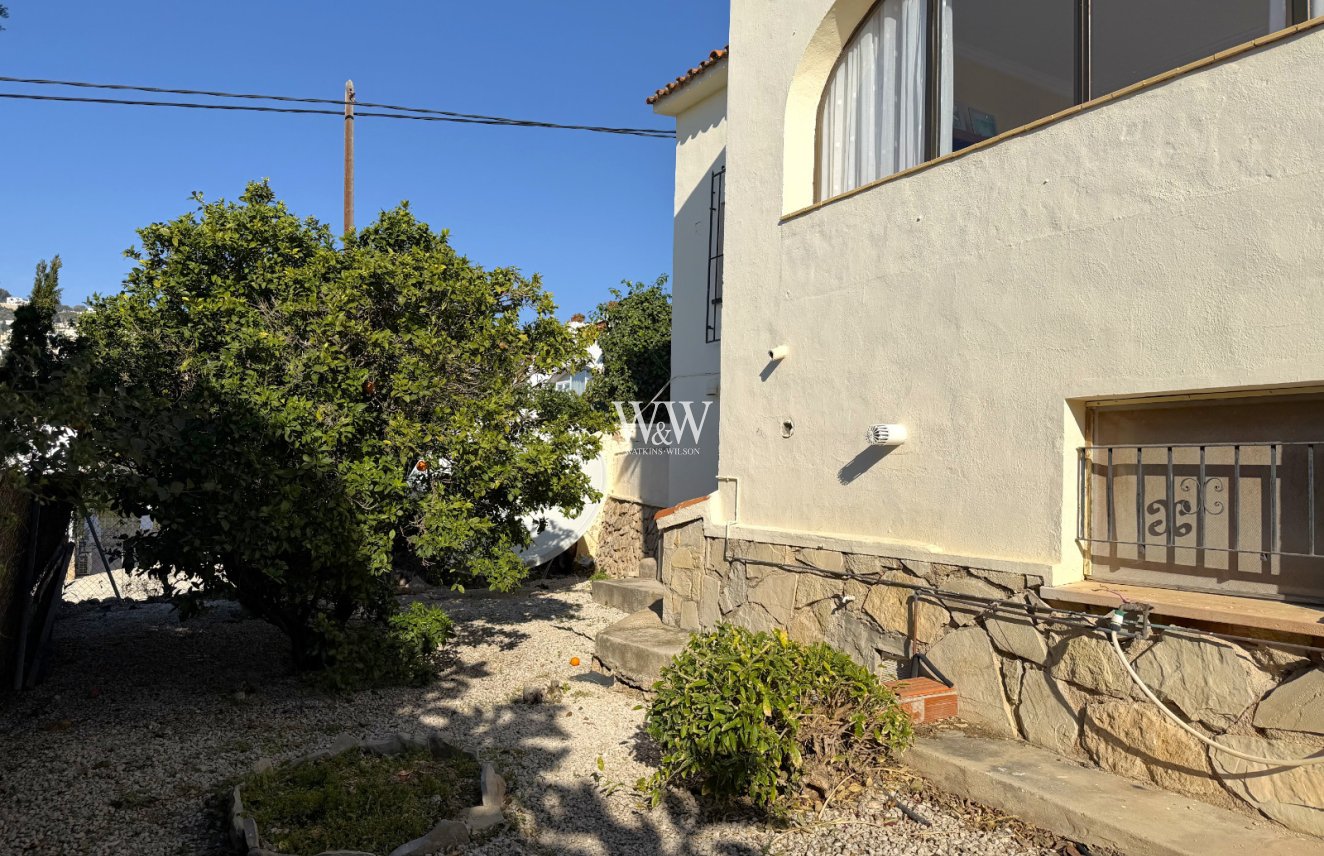 Resale - Villa -
Moraira - Pinar de Advocat
