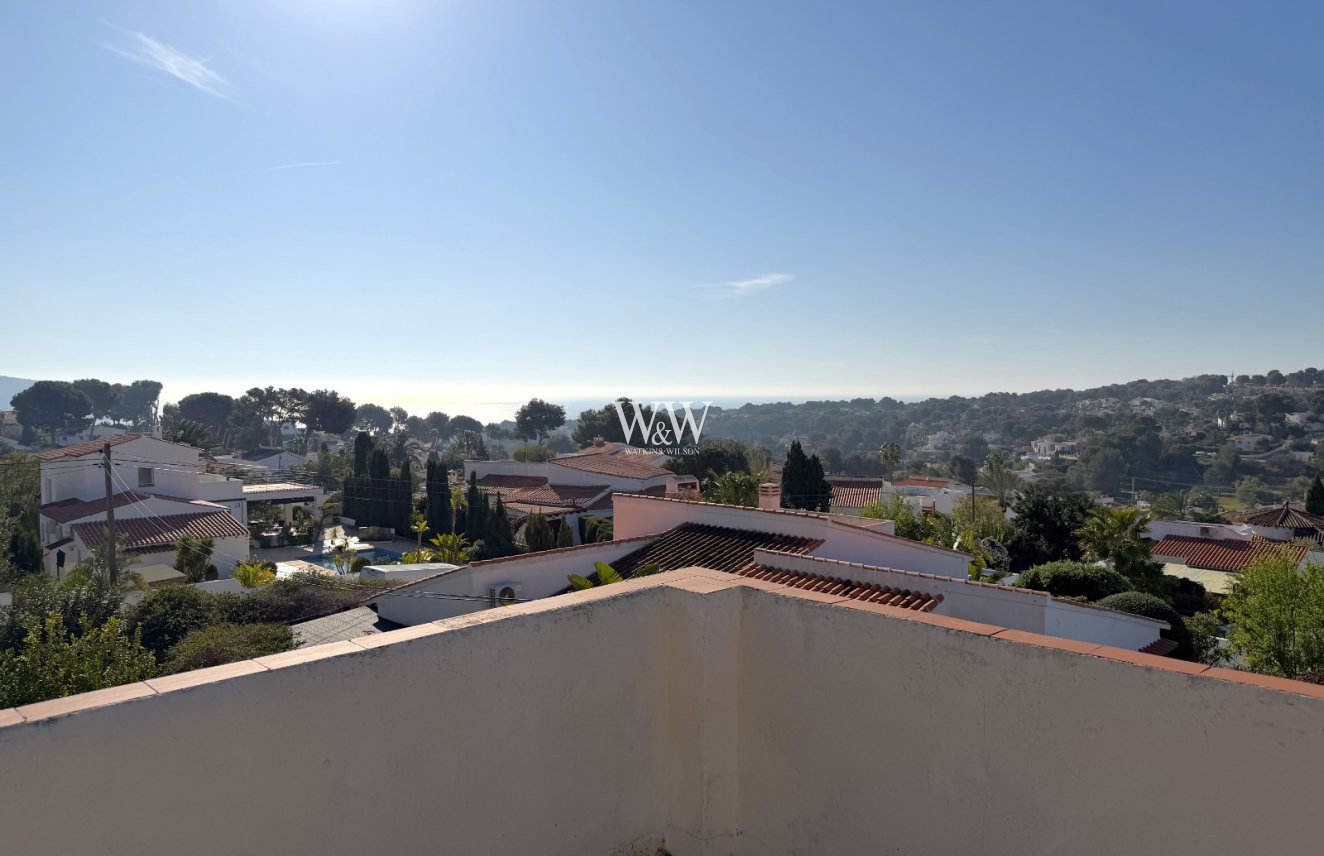 Resale - Villa -
Moraira - Pinar de Advocat
