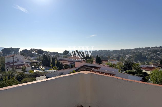 Resale - Villa -
Moraira - Pinar de Advocat