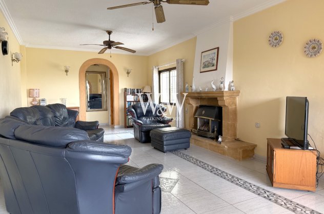 Resale - Villa -
Moraira - Pinar de Advocat