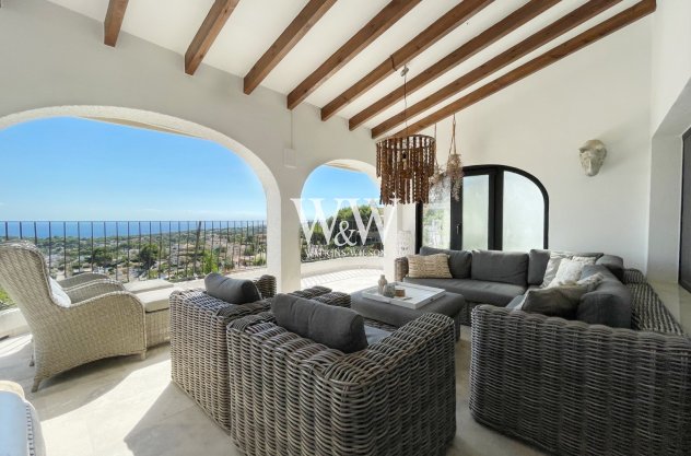 Resale - Villa -
Moraira - Benimeit