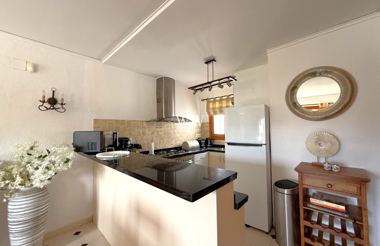 Resale - Bungalow -
Moraira - Pla del Mar