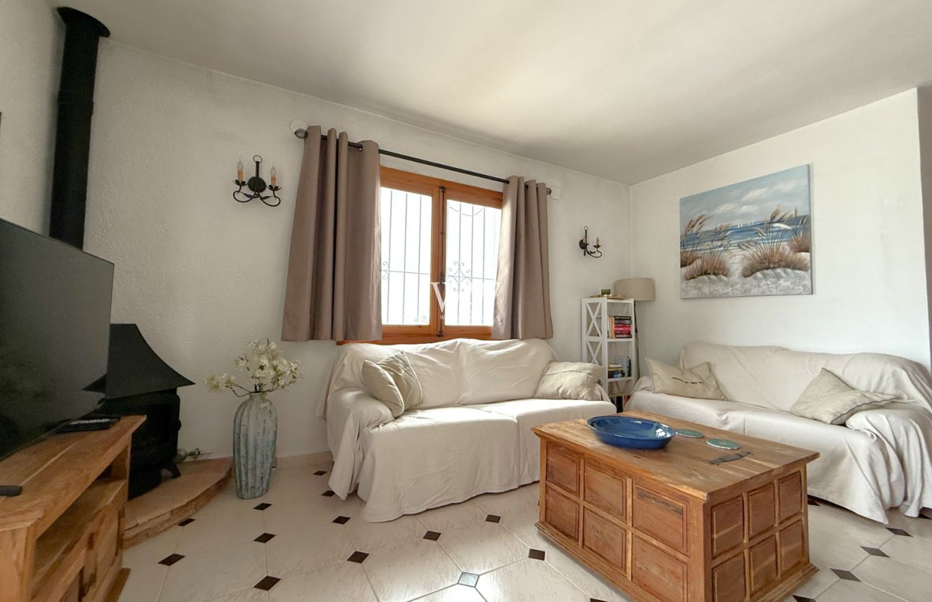 Resale - Bungalow -
Moraira - Pla del Mar