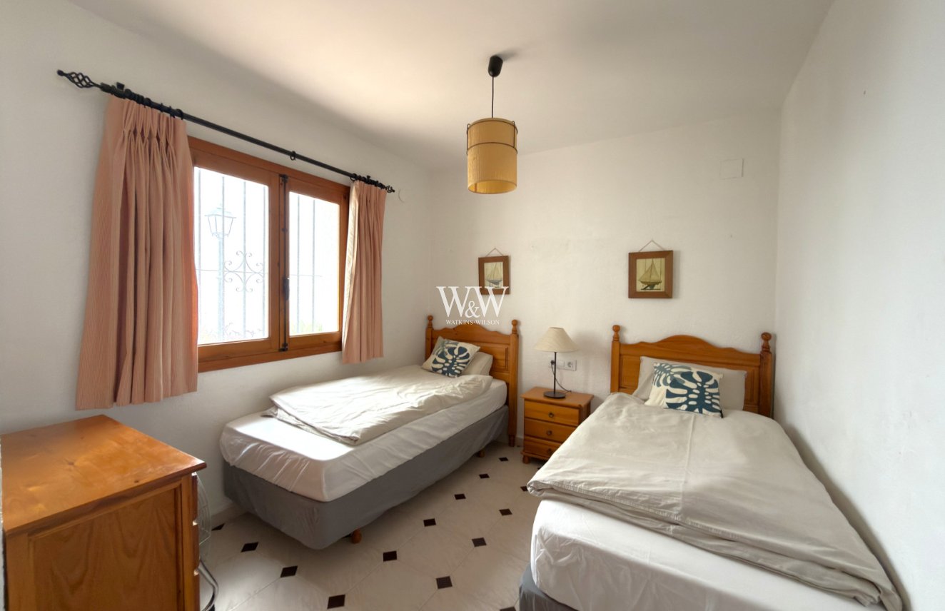 Resale - Bungalow -
Moraira - Pla del Mar