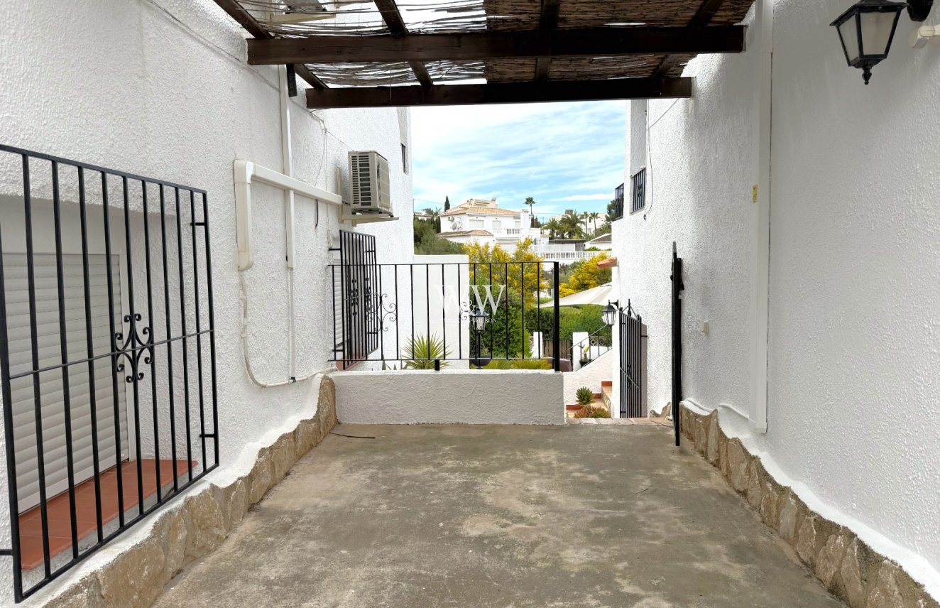 Resale - Bungalow -
Moraira - Pla del Mar