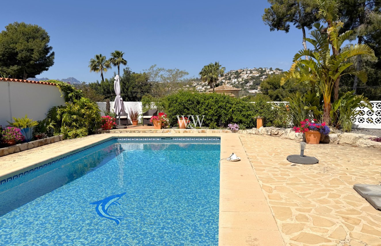 Resale - Villa -
Moraira - Moravit