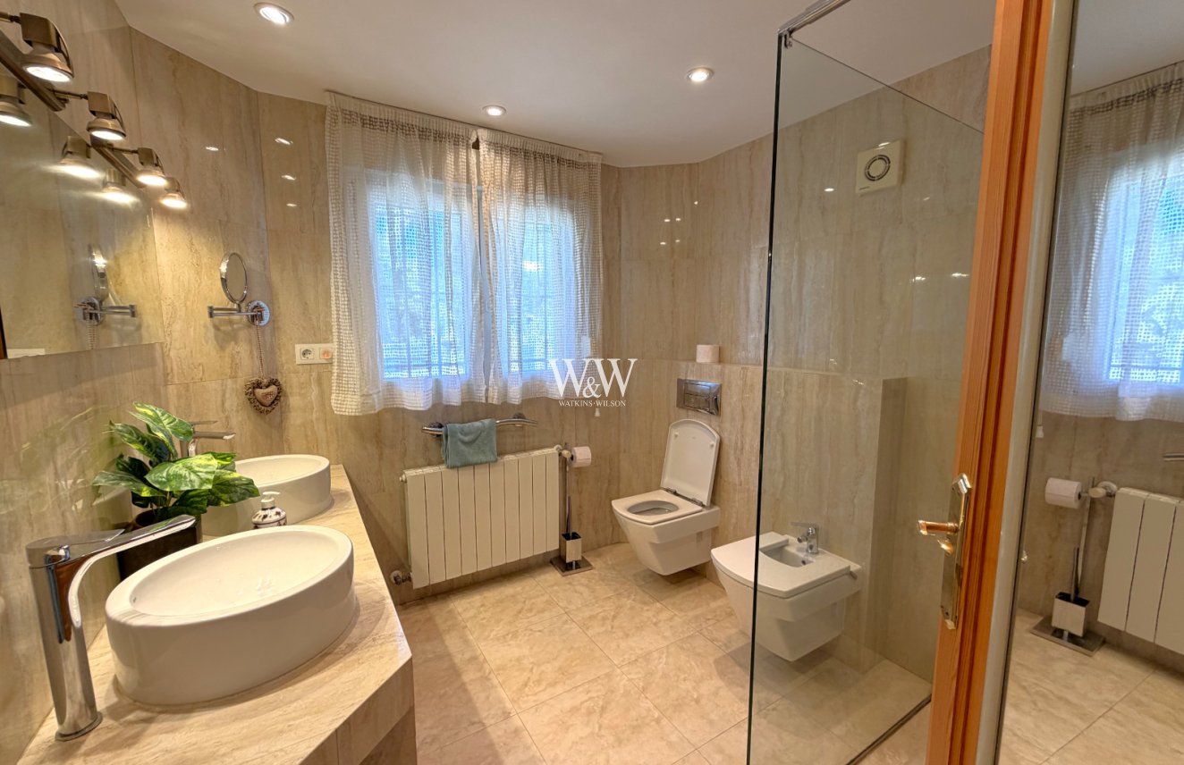 Resale - Villa -
Moraira - Moravit