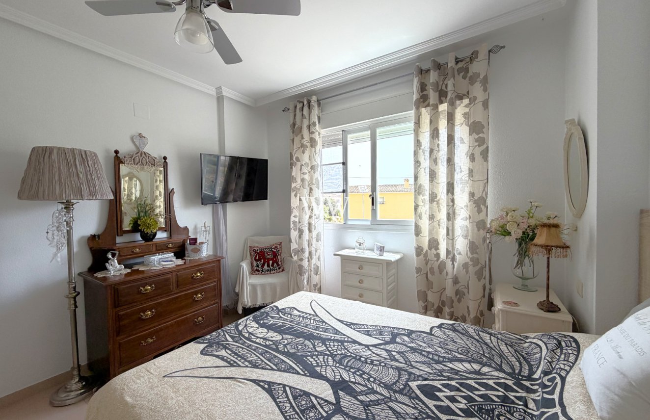 Revente - Appartement -
Teulada