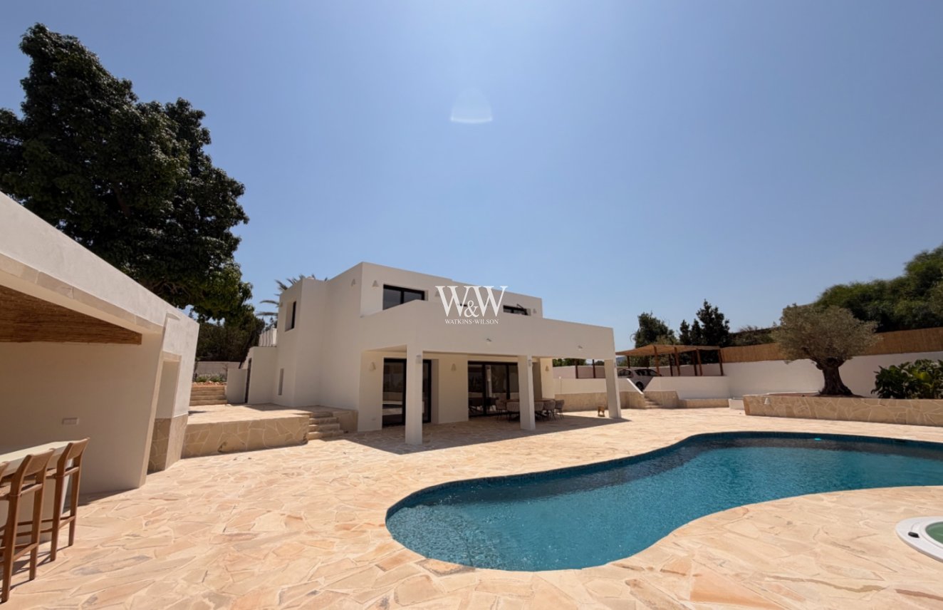 Resale - Villa -
Jávea - Casco antiguo
