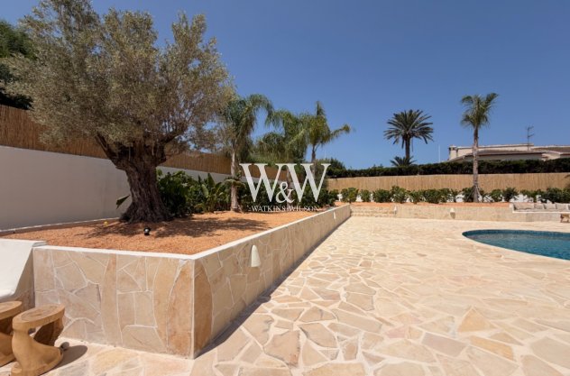 Resale - Villa -
Jávea - Casco antiguo