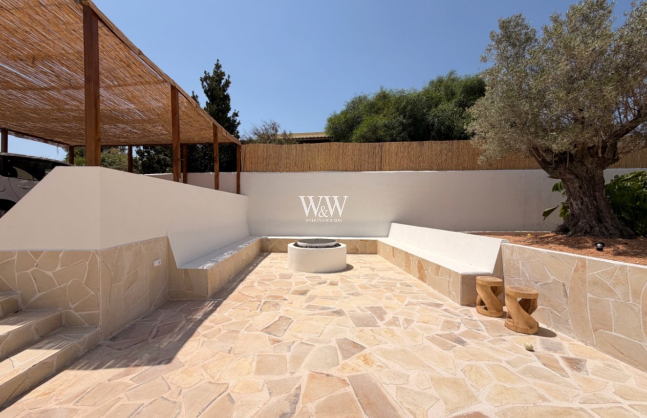 Resale - Villa -
Jávea - Casco antiguo