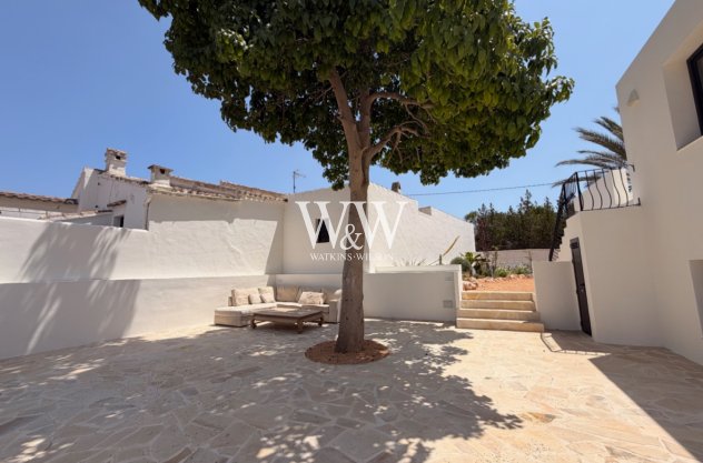 Resale - Villa -
Jávea - Casco antiguo