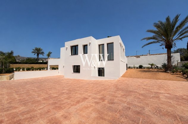 Resale - Villa -
Jávea - Casco antiguo