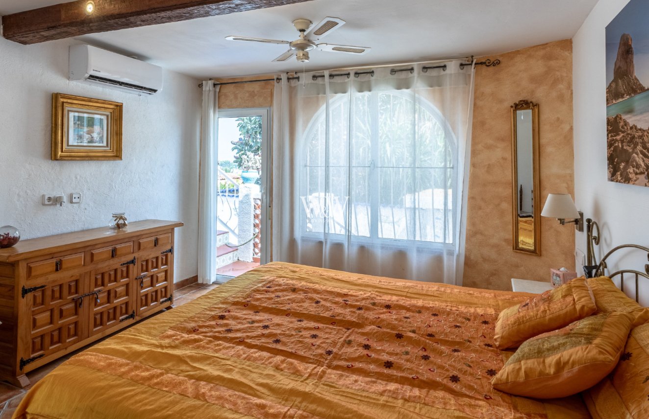 Resale - Villa -
Benissa - Benissa Coast