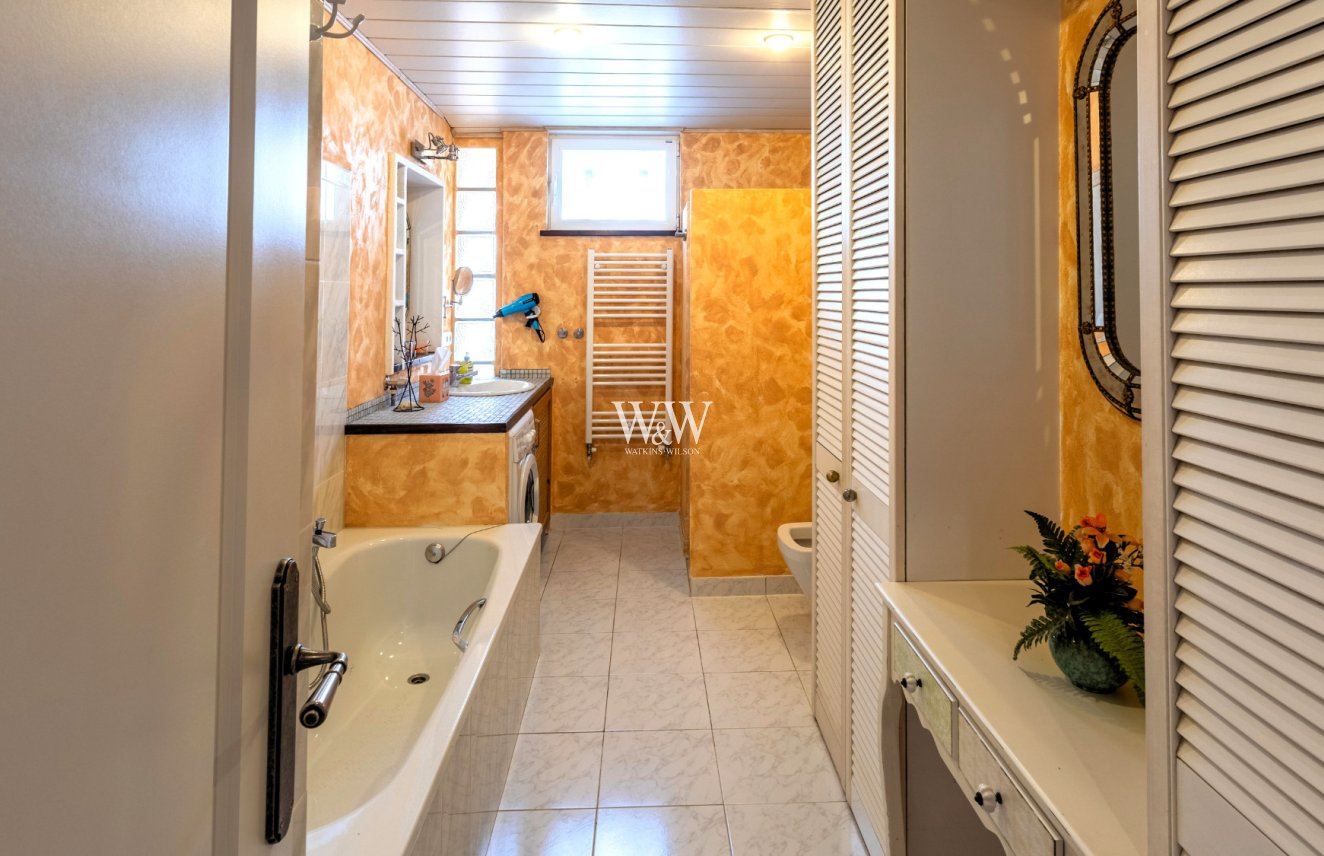 Resale - Villa -
Benissa - Benissa Coast