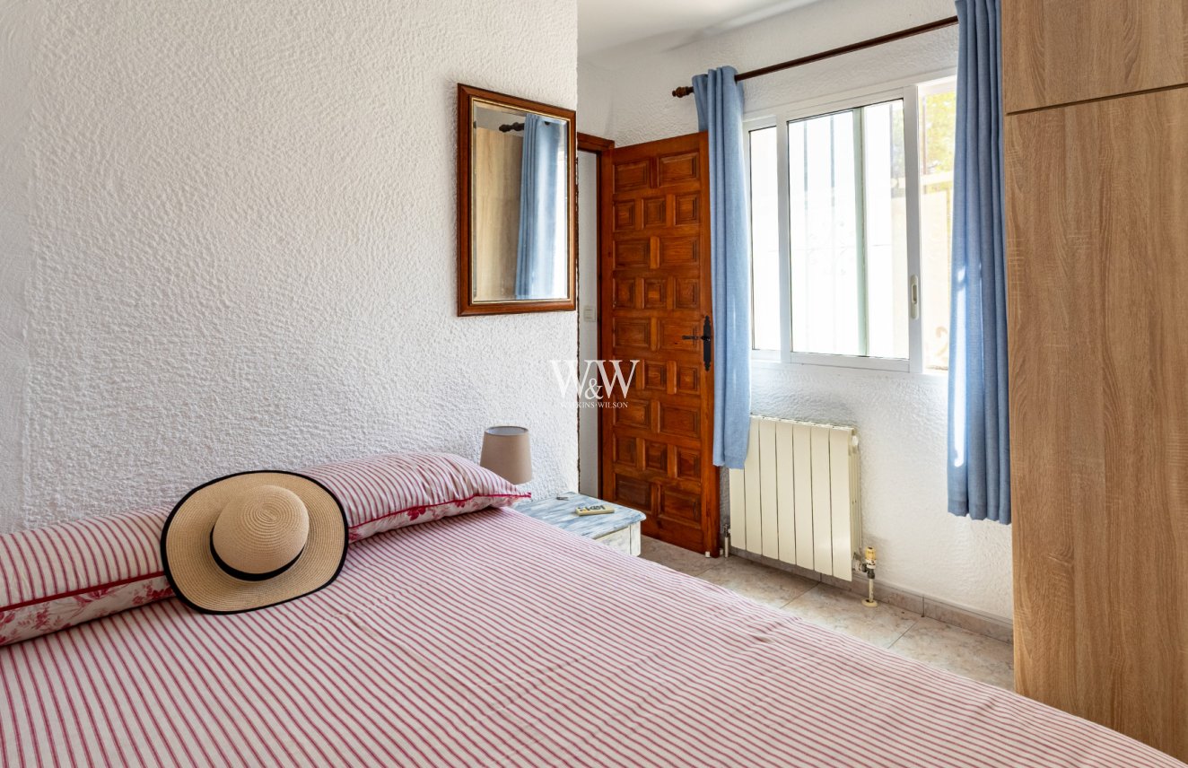 Resale - Bungalow -
Moraira