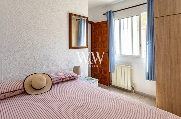 Resale - Bungalow -
Moraira