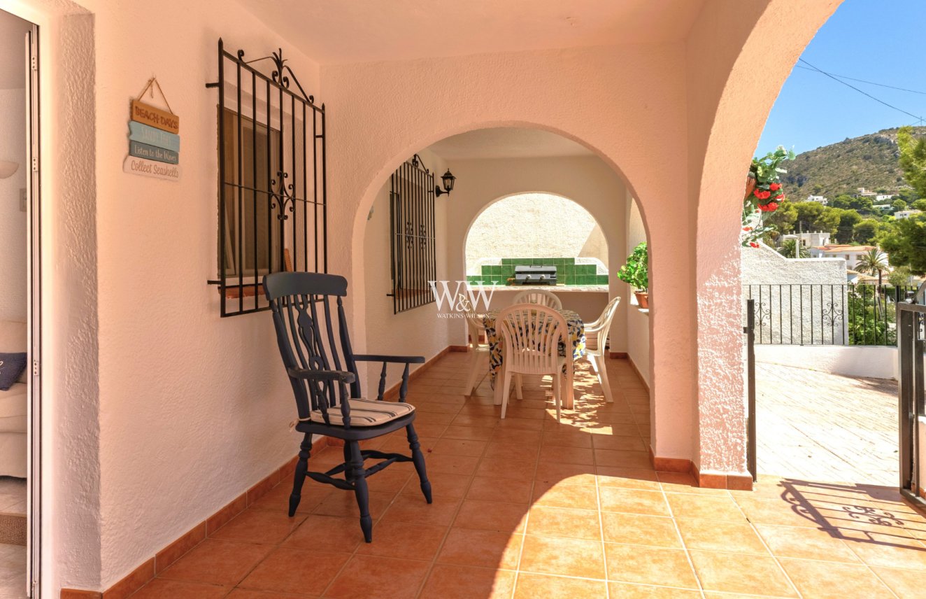 Resale - Bungalow -
Moraira