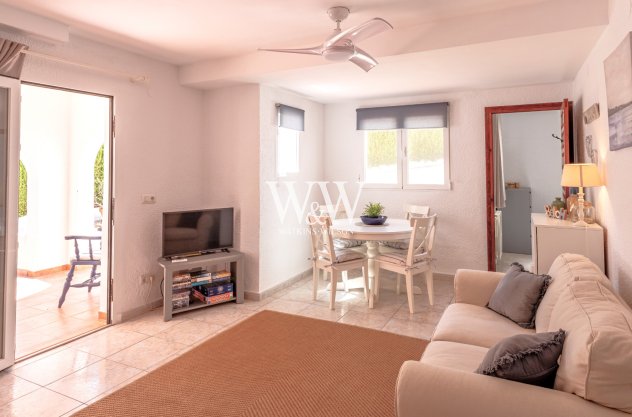 Resale - Bungalow -
Moraira