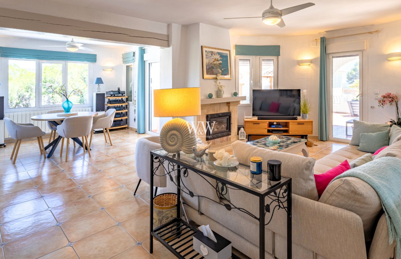 Resale - Villa -
Moraira - Pinar de Advocat