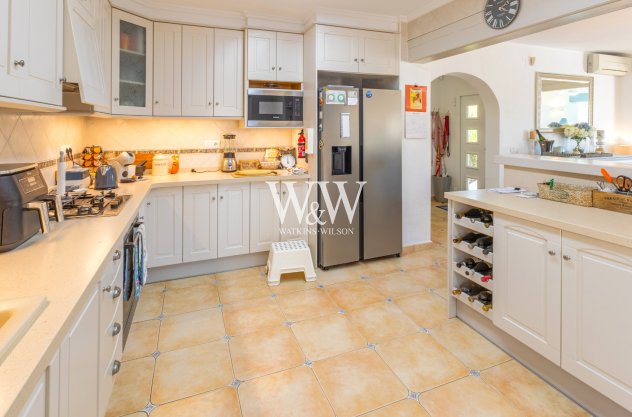 Resale - Villa -
Moraira - Pinar de Advocat