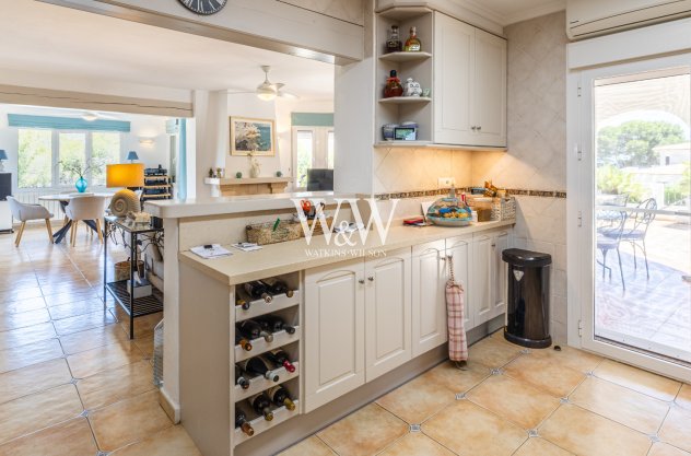 Resale - Villa -
Moraira - Pinar de Advocat