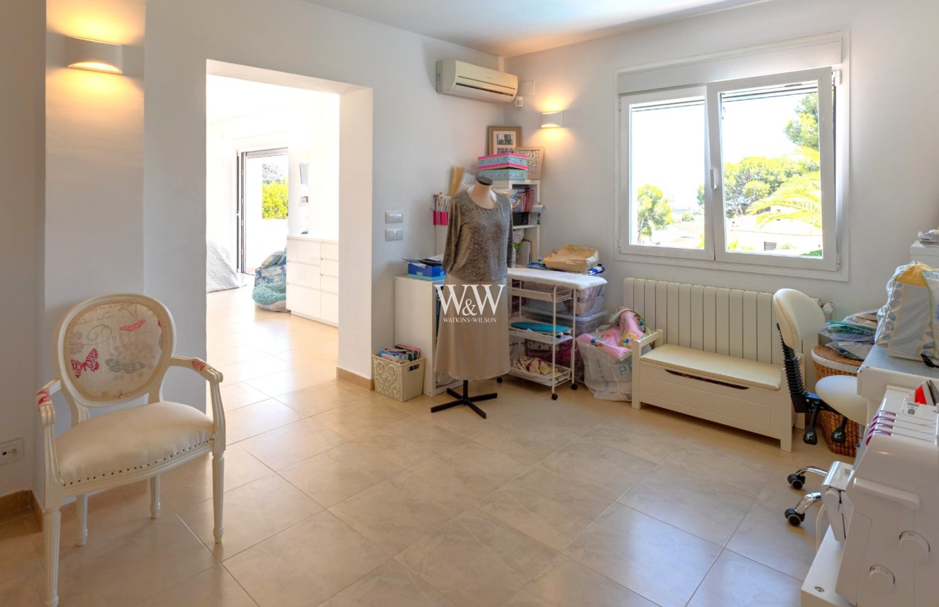 Resale - Villa -
Moraira - Pinar de Advocat