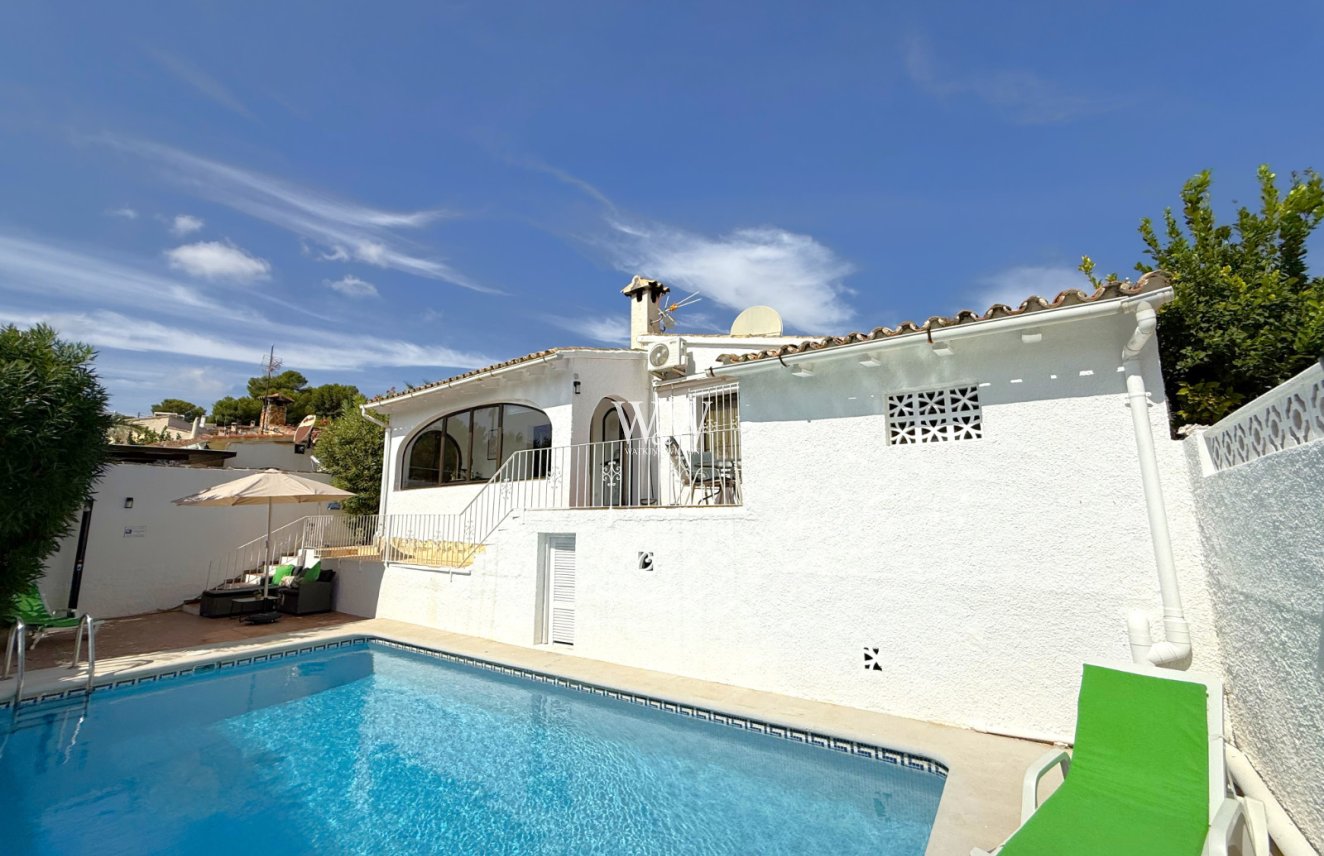 Resale - Villa -
Moraira - La Sabatera