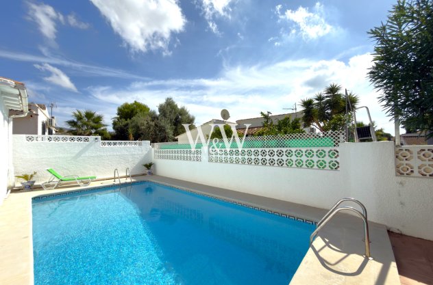 Resale - Villa -
Moraira - La Sabatera