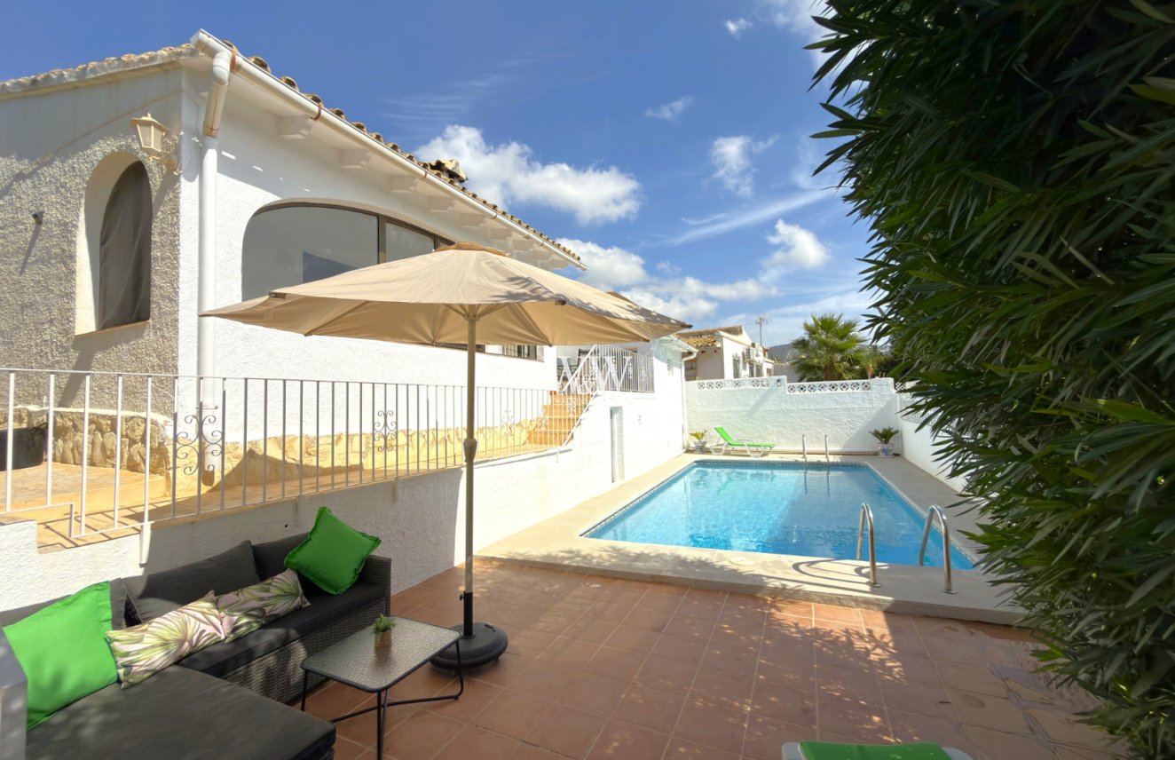 Resale - Villa -
Moraira - La Sabatera