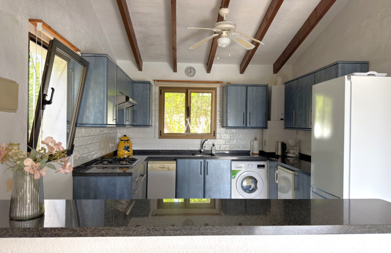 Resale - Villa -
Moraira - La Sabatera