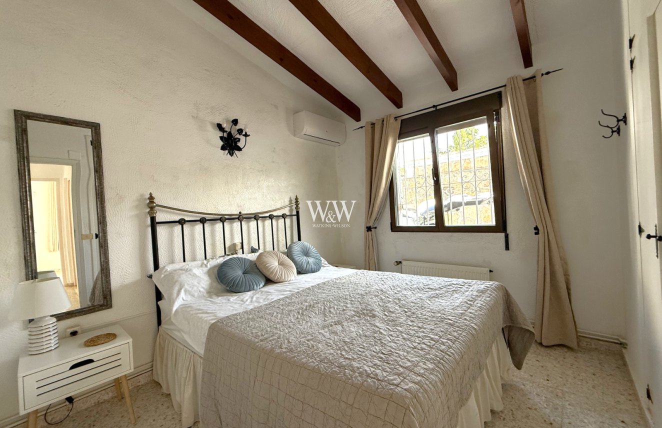 Resale - Villa -
Moraira - La Sabatera