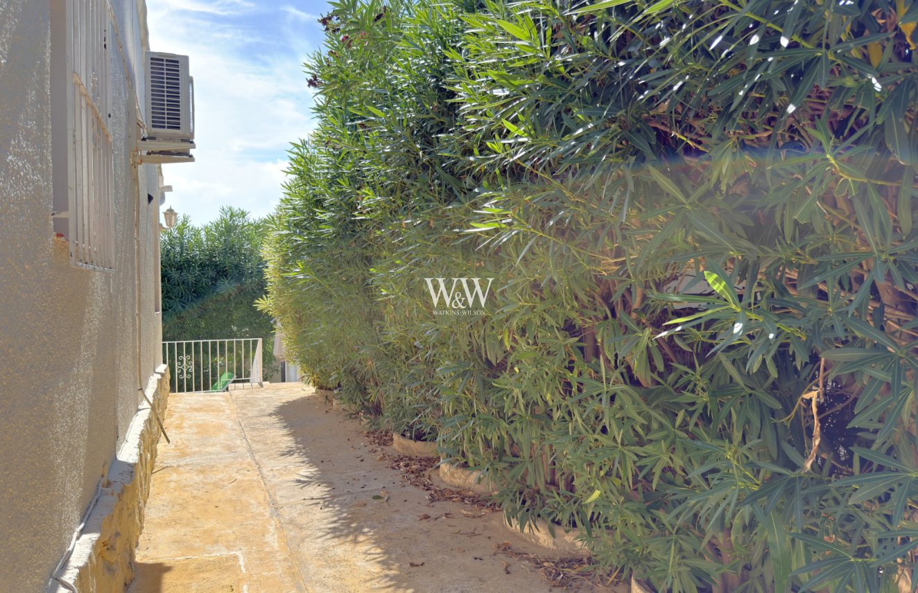 Resale - Villa -
Moraira - La Sabatera