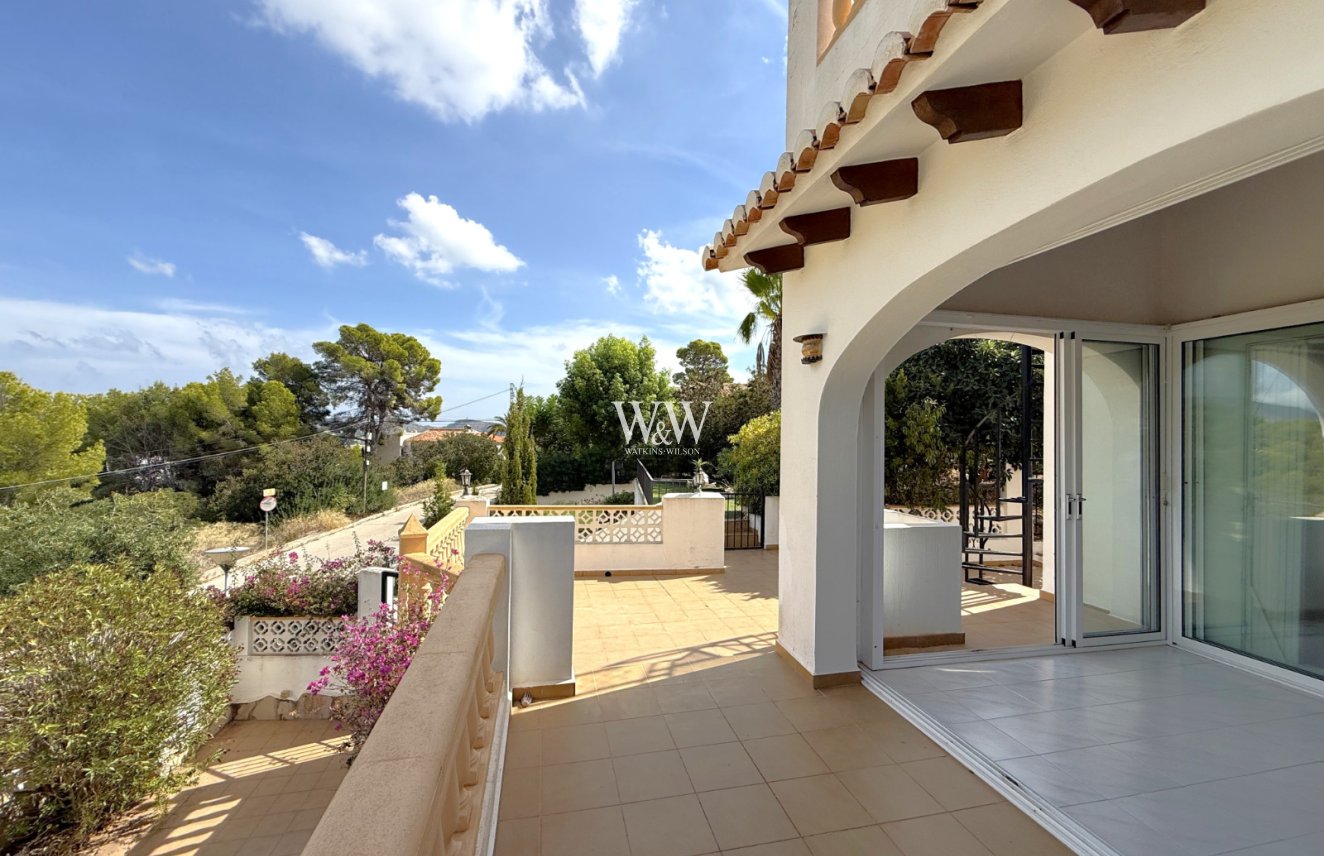 Resale - Bungalow -
Moraira - Fanadix