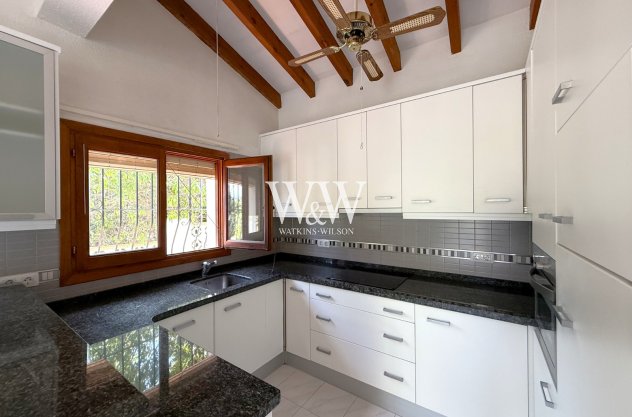 Resale - Bungalow -
Moraira - Fanadix