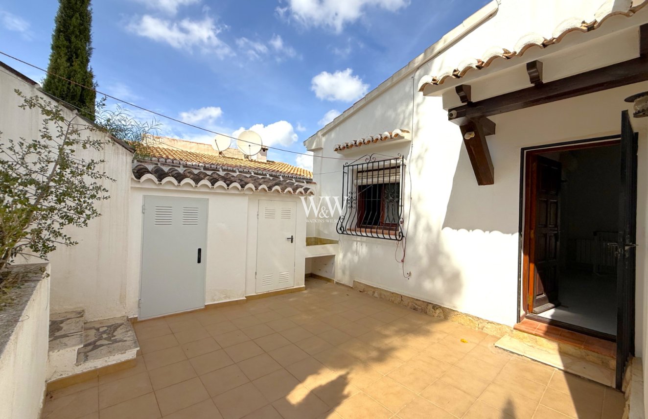 Resale - Bungalow -
Moraira - Fanadix