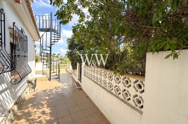Resale - Bungalow -
Moraira - Fanadix