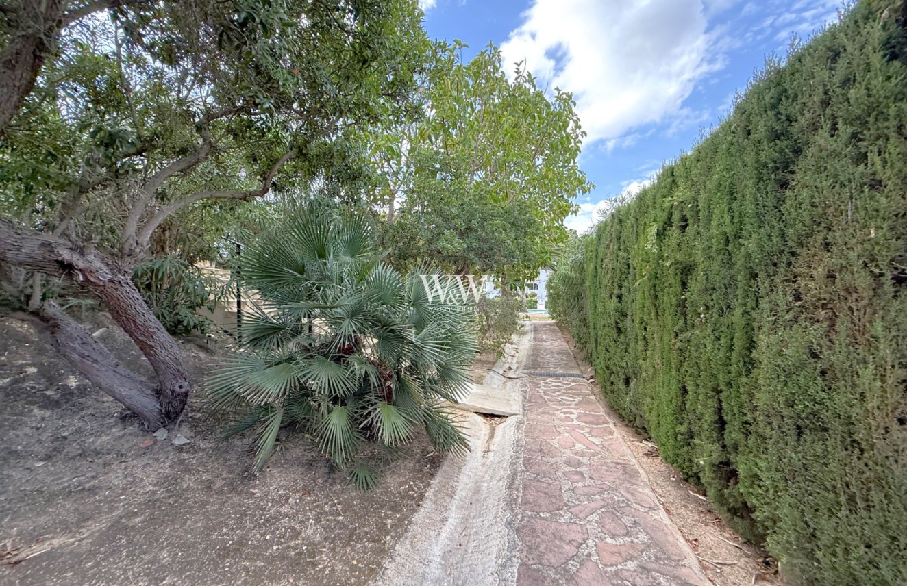 Resale - Bungalow -
Moraira - Fanadix