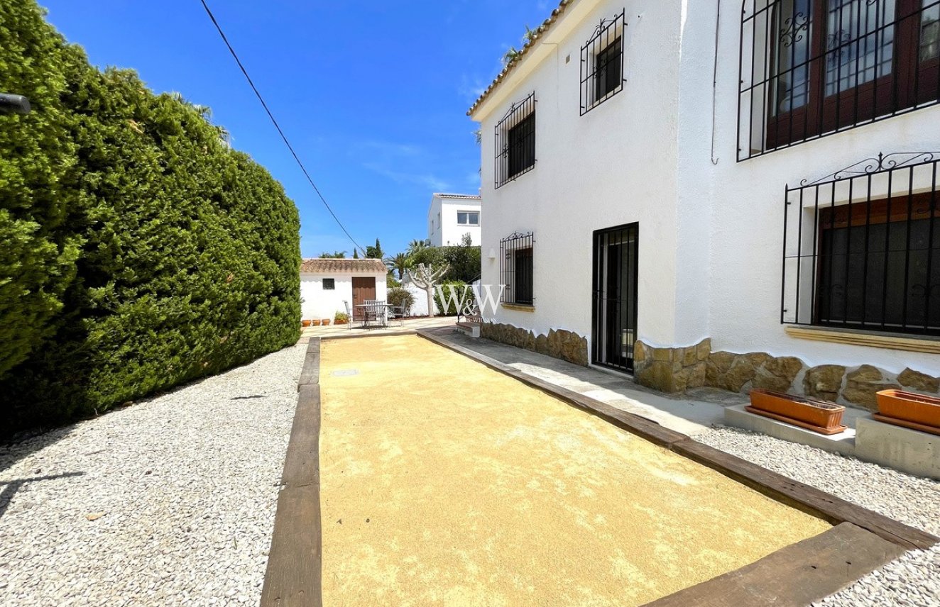 Resale - Villa -
Benissa - Benissa Coast