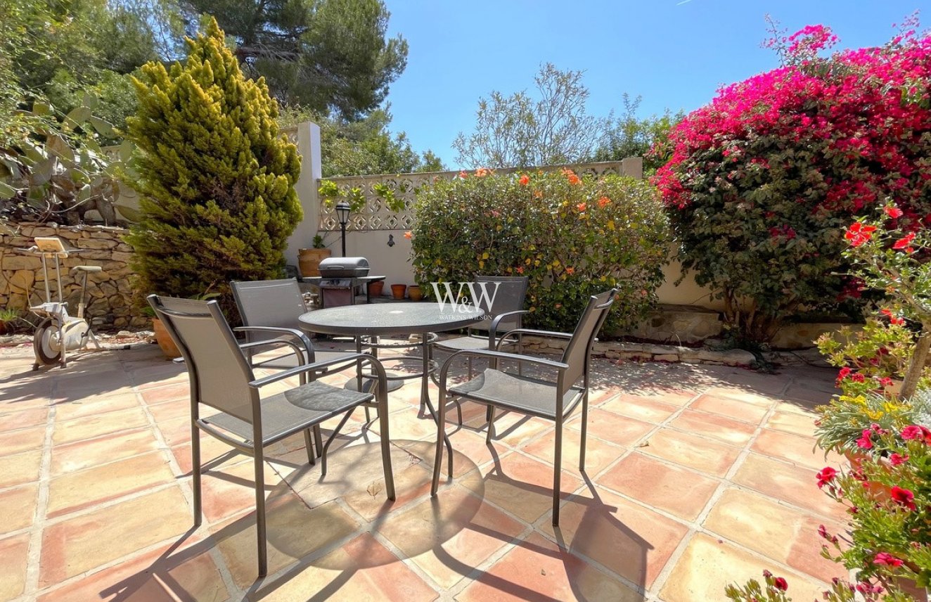 Reventa - Villa -
Moraira - Benimeit