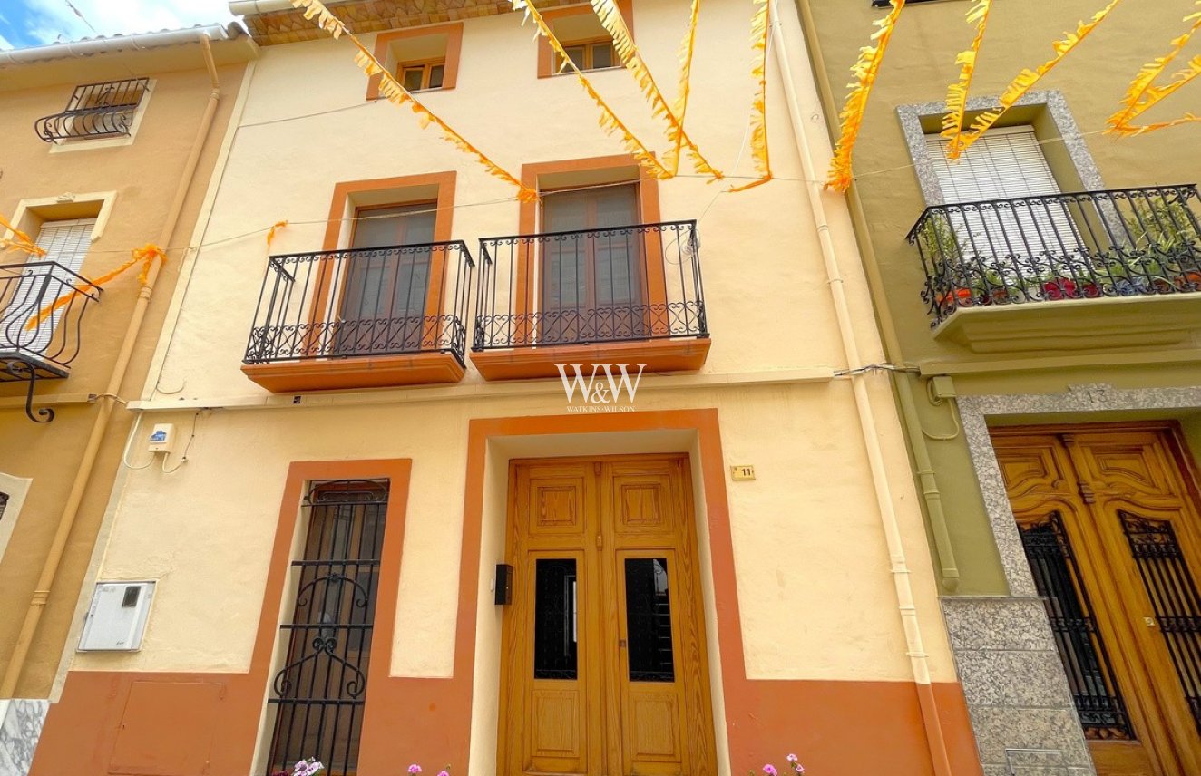 Resale - Townhouse -
Teulada